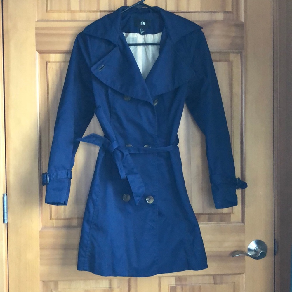 HM navy trench coat
